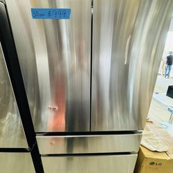 LG 30 cu. ft. Smart Standard-Depth MAX 4-Door French Door Refrigerator with Full-Convert Drawer $999 