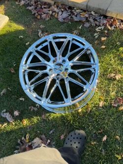 19 inch 5x112 chrome wheels