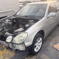 2003 Lexus ES300 - Parts For Sale