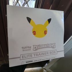 Pokemon Celebrations Elite Trainer Box ETB SEALED 