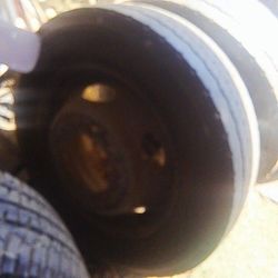 2006 F450 Dually Differentials With Tires And Rims From A Dumptruck.  