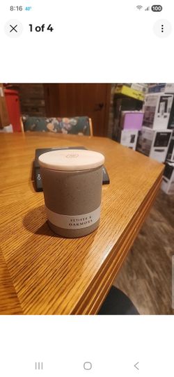 Threshold Vetiver And Oakmoss Candle