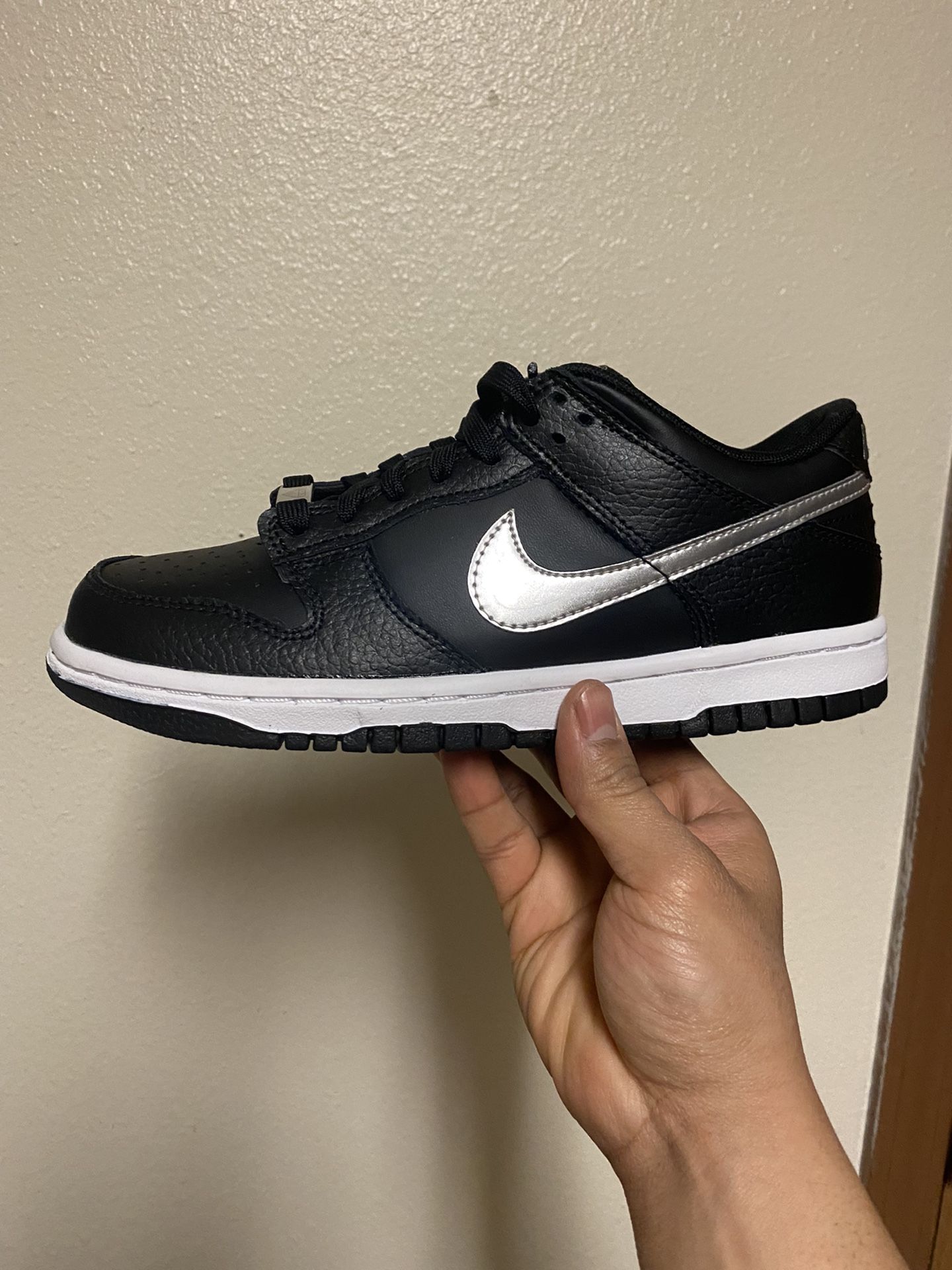 Nike Dunk Low 75th Anniversary “Spurs”