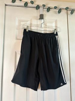 Adidas shorts, men’s size small