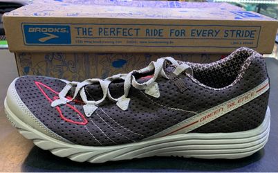 Brooks Mens Size 9.5D “Green Silence” Running Shoes