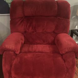 The Beast! Oversized Recliner 