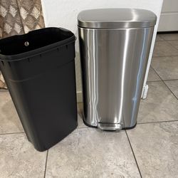 Amazon Basics Smudge Resistant Rectangular Trash Can with Soft-Close Lid, Foot Pedal, Removable Inner Bucket, 30 Liter/7.9 Gallon, Brushed Stainless S