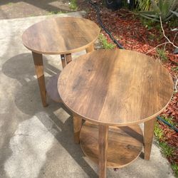set of 2 side tables
