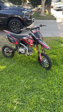 140 Motorsport in great condition barely road