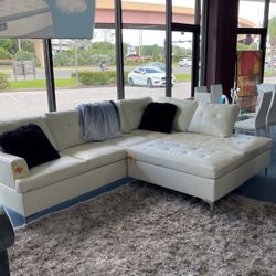 White Sectional with Ottoman 
