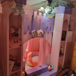 Girls Bedroom Castle Bunk