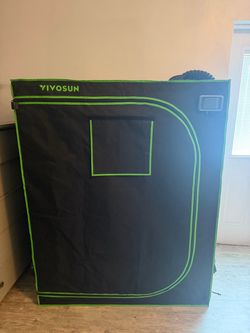 VIVOSUN 2x4 grow tent