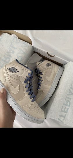 Women’s Air Jordan 1 Mid SE “Sanddrift”