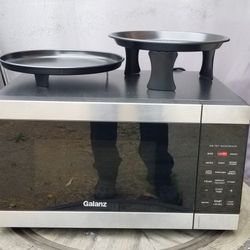 MICROWAVE OVEN