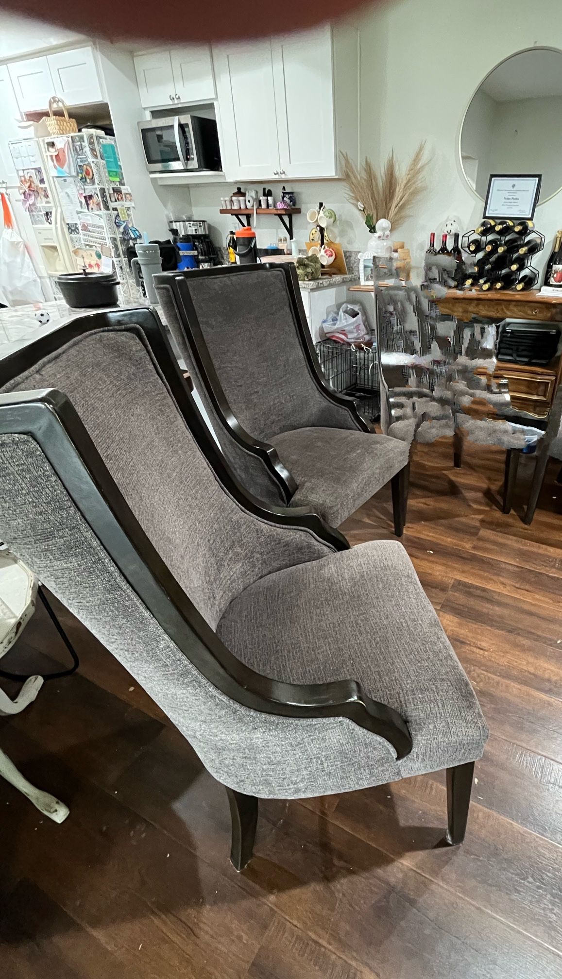 2 Accent Chairs, Side Chairs Very Good Condition Pick Up in Anaheim