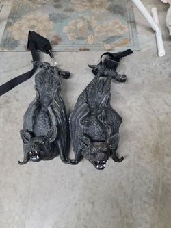HALLOWEEN DECOR BATS TOMBSTONES AND MORE