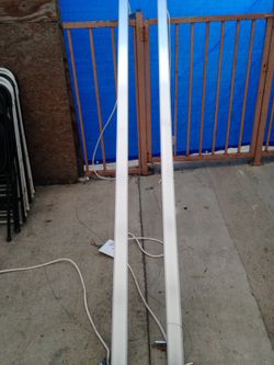 8' LED LIGHTS