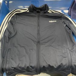 Adidas' sweatshirt