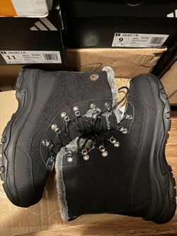 Sketchers water proof boots. Size 9 women