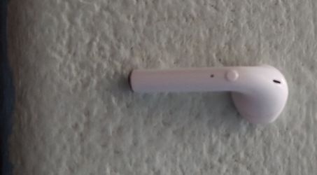 Right earbuds Bluetooth piece