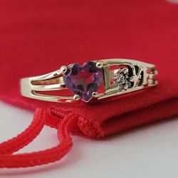 10K Yellow Gold Heart-Shaped Amethyst and Diamond Ring Size 6.25 Solid Gold/ Anillo de Oro con 1 Amatista y 1 Diamante! 👌🎁Post Tags: 10k 14k