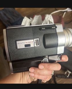 Minolta AUTOPAK-8 D6 Video Camera