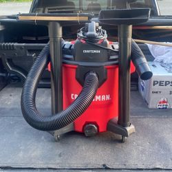 Craftsman 12 Gallon Wet/Dry 6 Peak HP Shop Vac