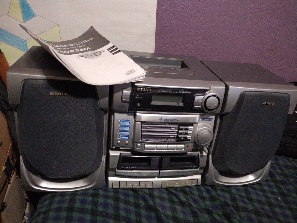 Aiwa CA-DW935M Stereo System