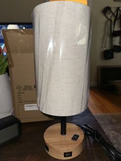 Table Lamp With USB Port And Plug