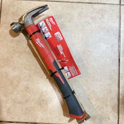 Milwaukee 19 oz. Smooth Face Poly/Fiberglass Handle Hammer with 15 in. Pry Bar (2-Piece)