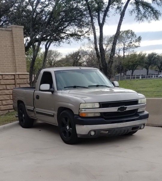 Chevrolet Silverado 99 - 02 Hd Hood