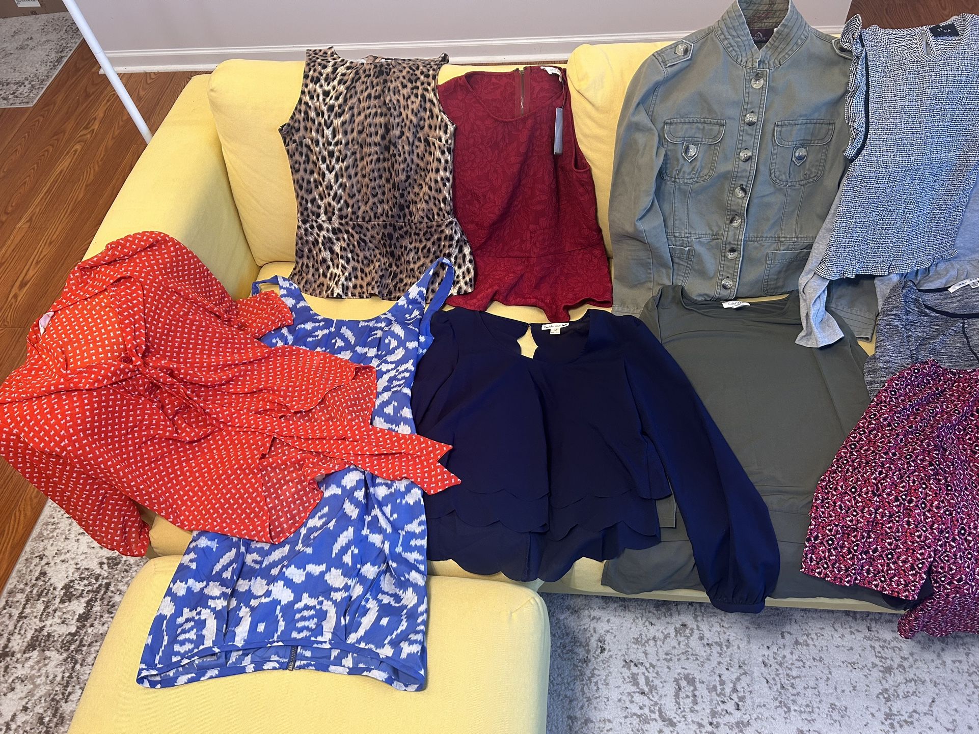 Women’s Tops And Dresses