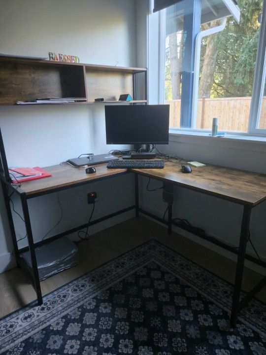 L Shaped Desk With Hutch