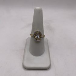 14kt Gold Engagement Style Ring w/ Cluster Design 