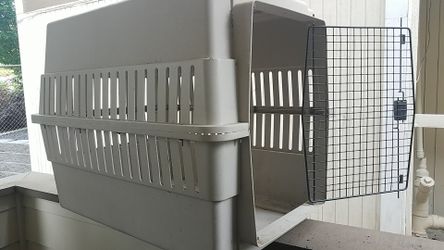 Dog kennel medium size.