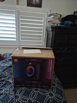 JBL Party box encore essential2