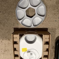 iPettie Donut Frost WiFi 6 Meal Automatic Cat Dispenser with App Control