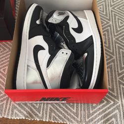 Jordan 1 Silver Toe Size 9.5W/ 8Mens