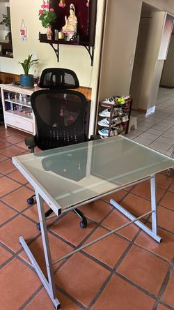 Set Office  Chair & Glass Top Desk with Metal Frame