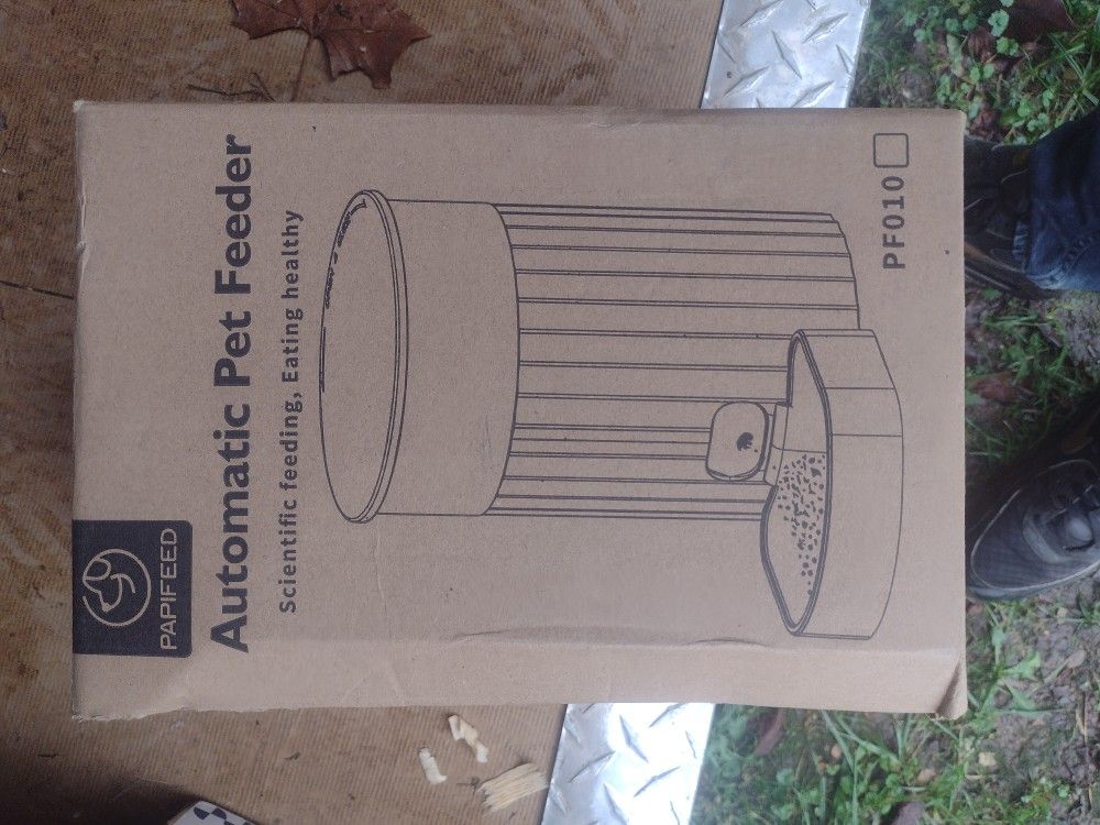 Automatic Pet Feeder