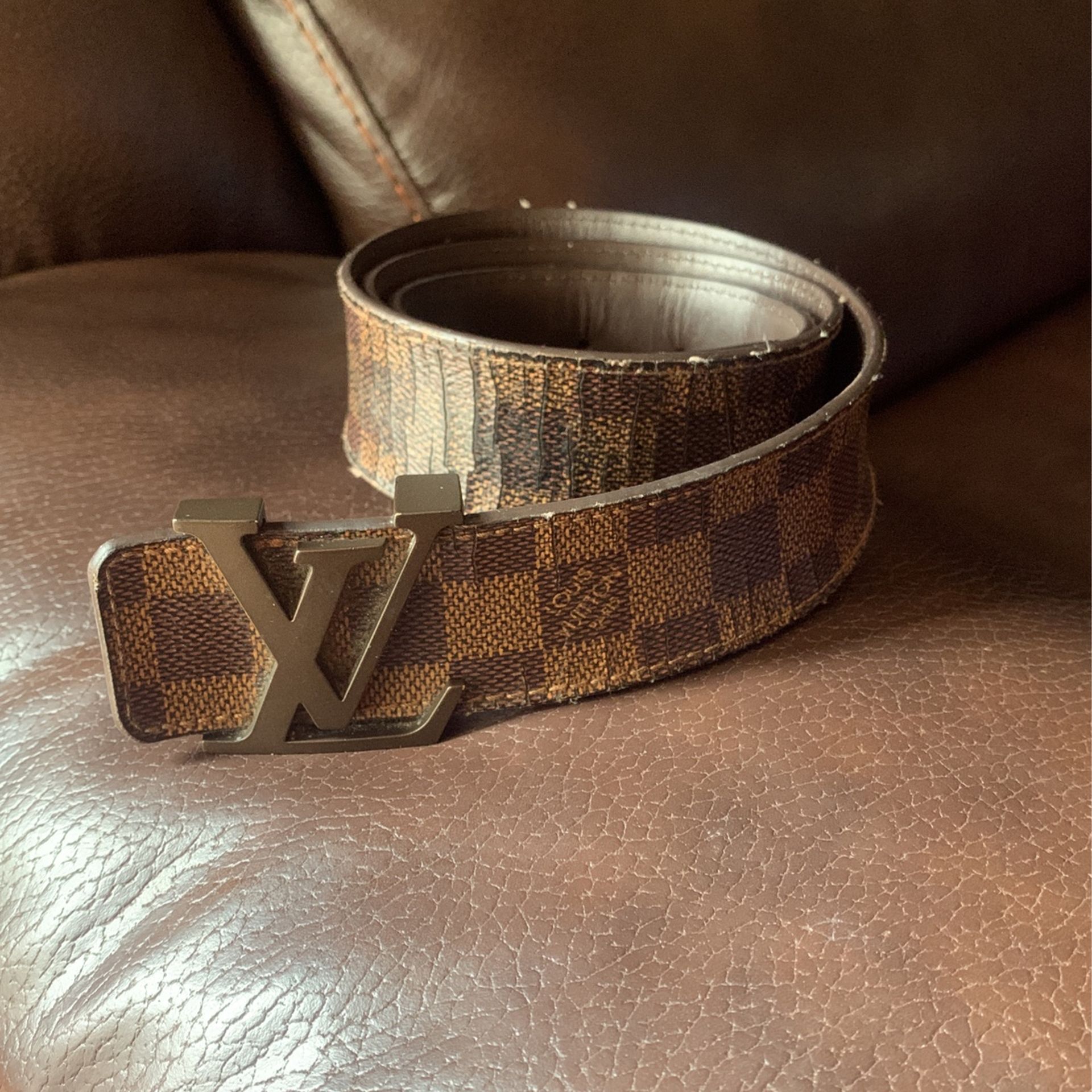 Men's Louis Vuitton belt for Sale in Philadelphia, PA - OfferUp