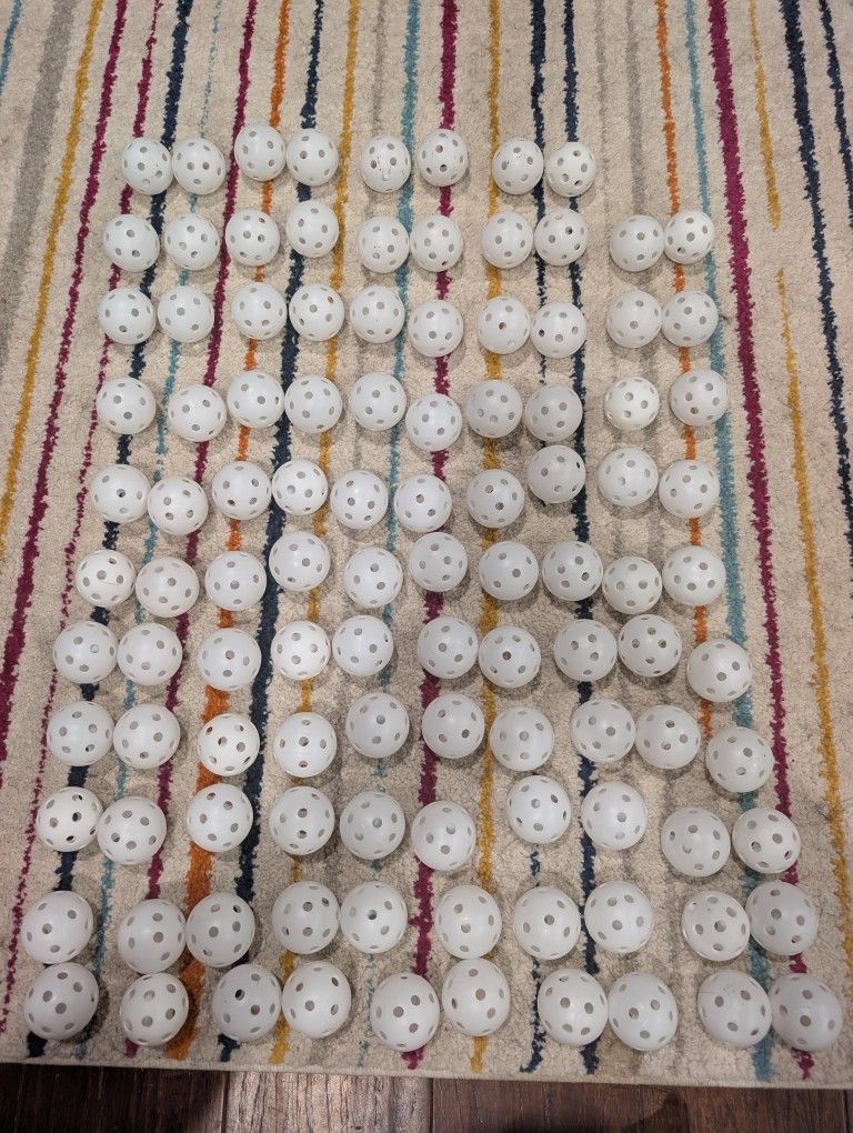 108 Plastic Practice Golf Balls