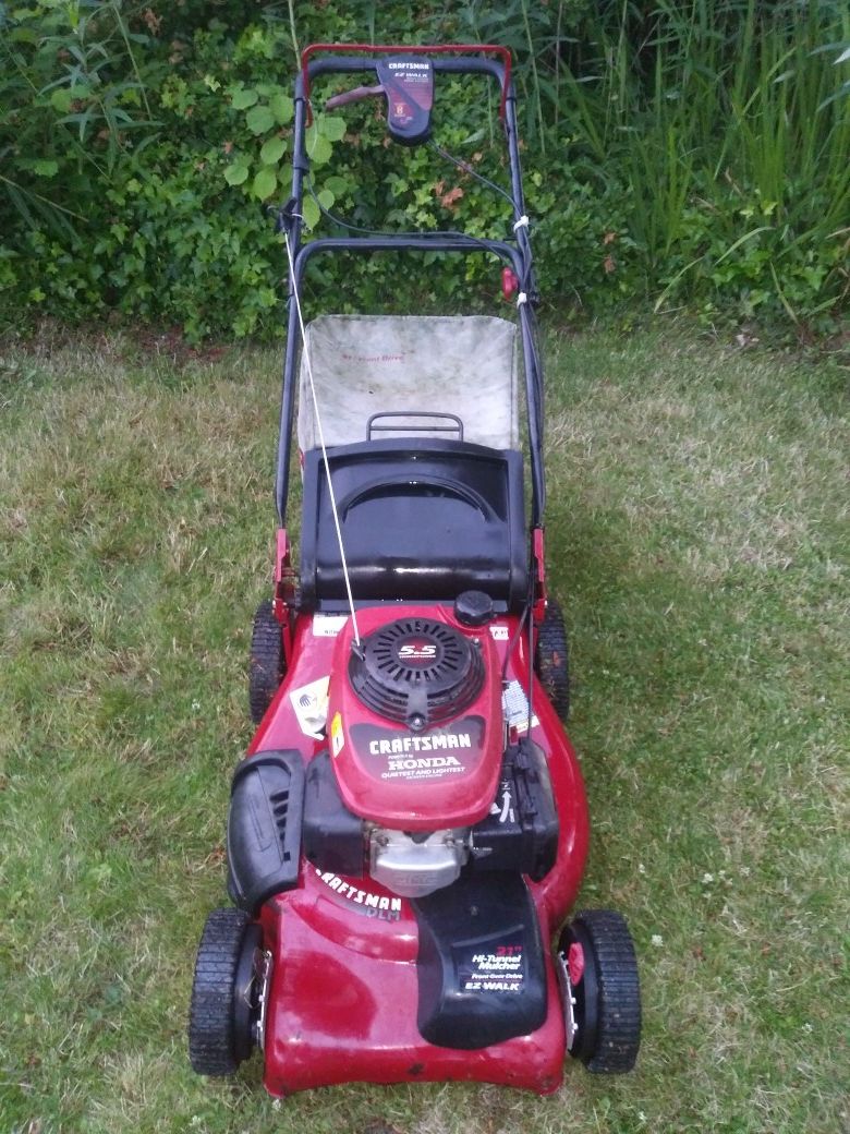 Craftsman DLM 21" Hi Tunnel Mulcher Lawn Mower w/Bag