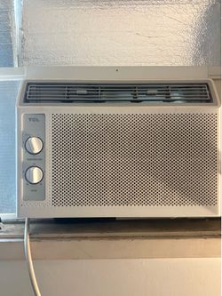 Window air conditioner