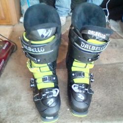 DALBELLO SKI BOOTS