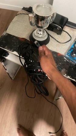 Selling This neither my cable I don’t use it. It’s brand new haven’t been used.