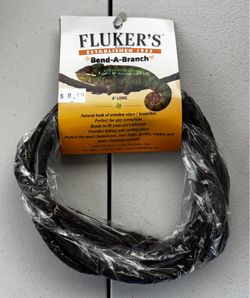 Fluker’s Bend-a-Branch 6 Inch Reptile Tank Faux Branch
