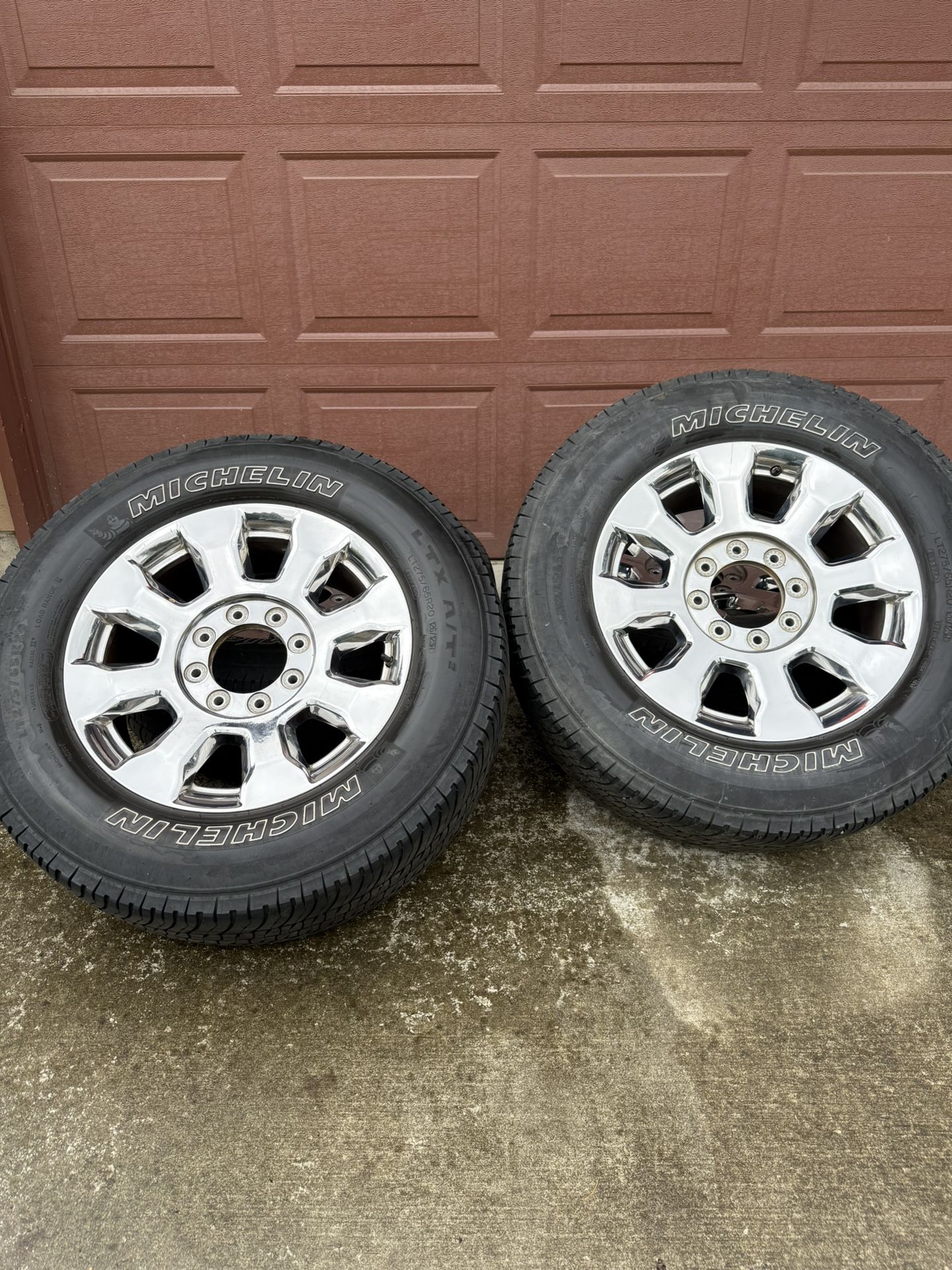 Ford Super Duty 20” Wheels And Tires