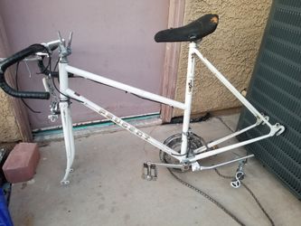 VINTAGE PEUGEOT ROAD BIKE FRAME