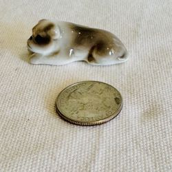Vintage porcelain miniature bulldog figurine Japan